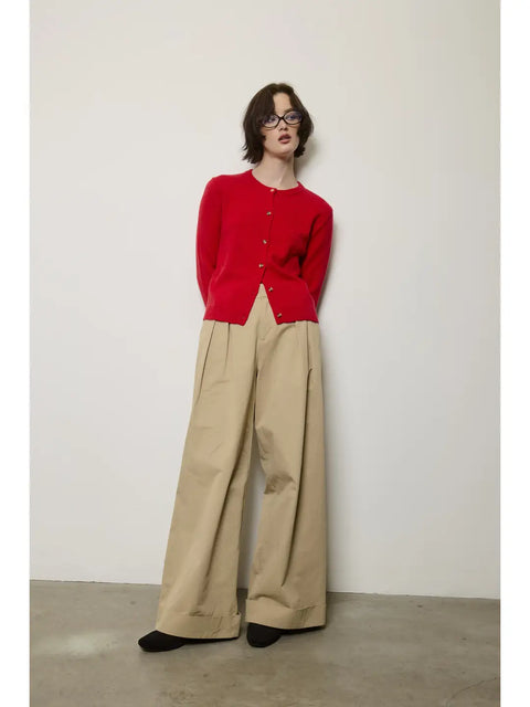 Essential Cashmere Crew Cardigan in Ruby