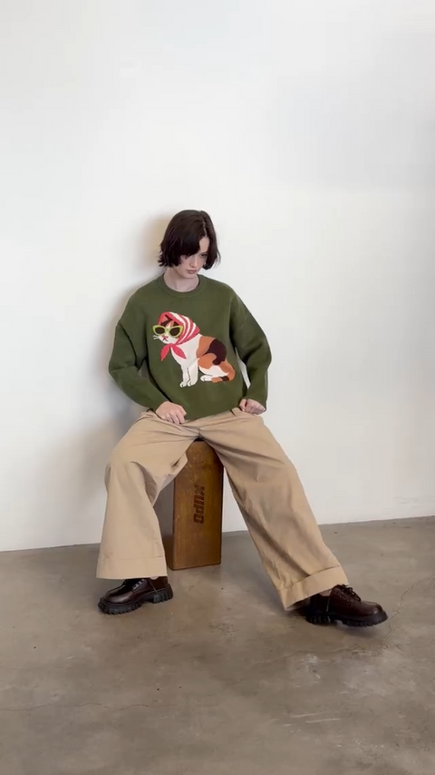 Café Cat Sweater Pullover in Olive